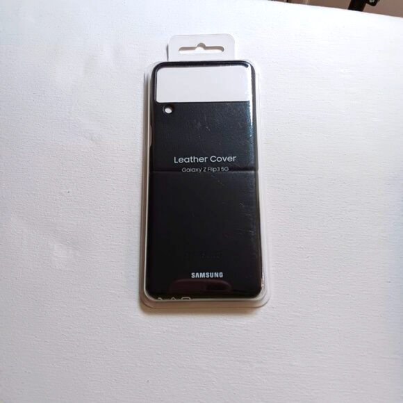 NWT Samsung Galaxy Z Flip 3 5G Leather Cell Phone Case Cover Black - Picture 11 of 13